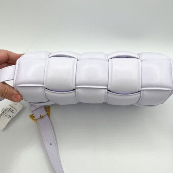 New Bottega Veneta Cassette Padded Leather Shoulder Bag $4500 Retail - Picture 4 of 13